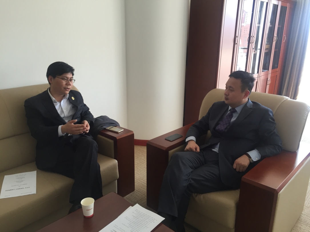 总部企业联合会助力汉能共推“金屋顶计划”(图1) 总部企业联合会助力汉能共推“金屋顶计划”(图1)
