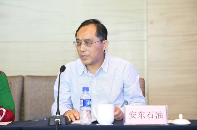 产业集聚 联合创新——总部企业(京津冀)创新产业协同发展座谈(图9) 产业集聚 联合创新——总部企业(京津冀)创新产业协同发展座谈(图9)